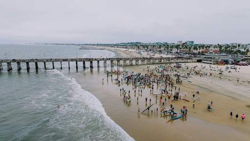 newport-beach-car-accident-lawyer-injured-pier